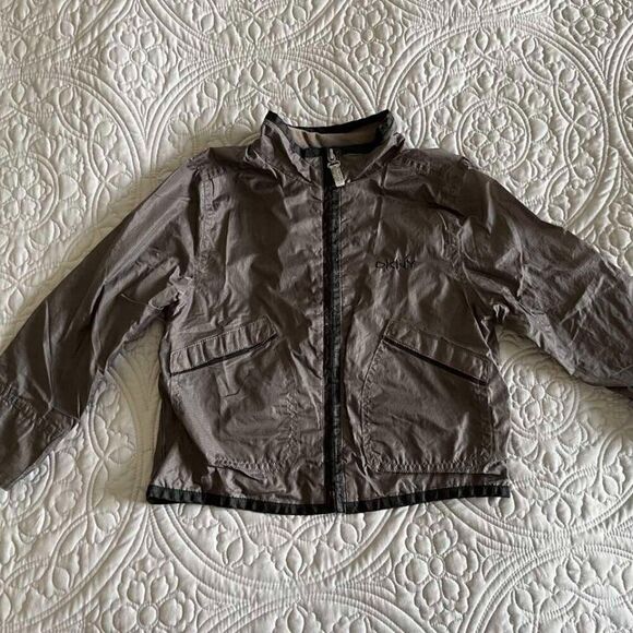 DKNY Hooded Jacket for Boys Zippered Sportswear Lightweight Breathable size 4T - Picture 1 of 6